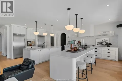 1680 Orford Road Lasalle ON N9J 1X1