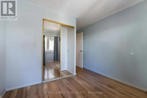 158C Mcarthur Avenue Ottawa ON K1L 8E7