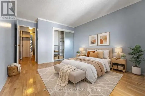 158C Mcarthur Avenue Ottawa ON K1L 8E7