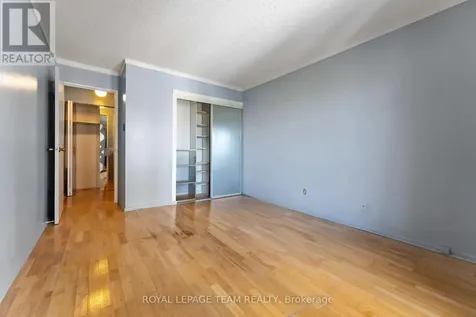 158C Mcarthur Avenue Ottawa ON K1L 8E7