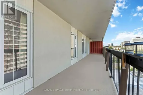 158C Mcarthur Avenue Ottawa ON K1L 8E7