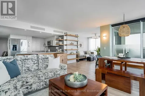 24 Ramblings Way Collingwood ON L9Y 5C6