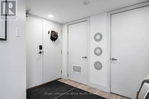 24 Ramblings Way Collingwood ON L9Y 5C6