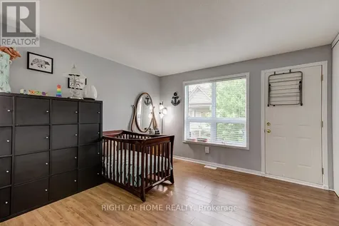 128 Bonfield Private Ottawa ON K4A 5E2