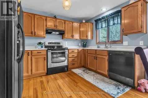 15 Gibson Drive Tillsonburg ON N4G 5G4