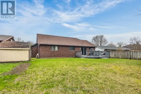 15 Gibson Drive Tillsonburg ON N4G 5G4