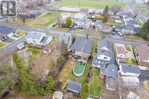 320 Baldwin Avenue Cornwall ON K6H 4J5