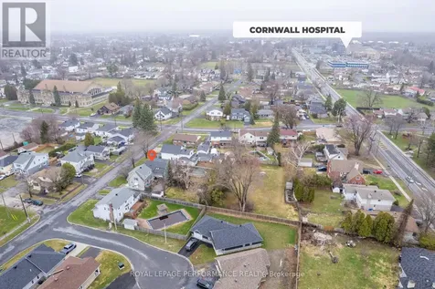 320 Baldwin Avenue Cornwall ON K6H 4J5