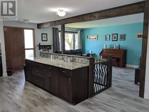 320 Baldwin Avenue Cornwall ON K6H 4J5