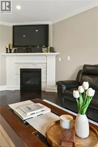12 Aries Court Hamilton ON L8W 3C8