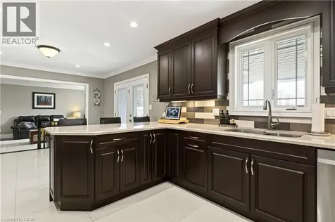 12 Aries Court Hamilton ON L8W 3C8
