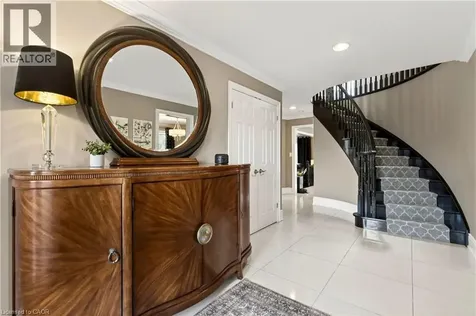 12 Aries Court Hamilton ON L8W 3C8