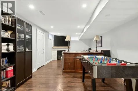12 Aries Court Hamilton ON L8W 3C8