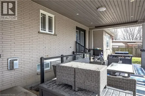 12 Aries Court Hamilton ON L8W 3C8