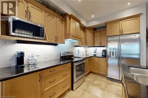 34 Forest Valley Crescent Dundas ON L9H 0A7
