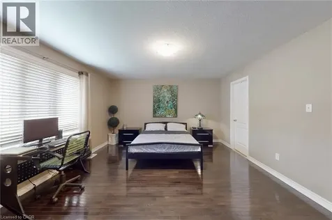 34 Forest Valley Crescent Dundas ON L9H 0A7