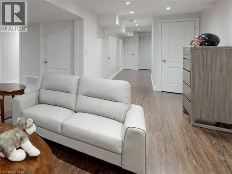 34 Forest Valley Crescent Dundas ON L9H 0A7