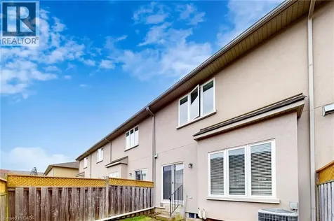 34 Forest Valley Crescent Dundas ON L9H 0A7