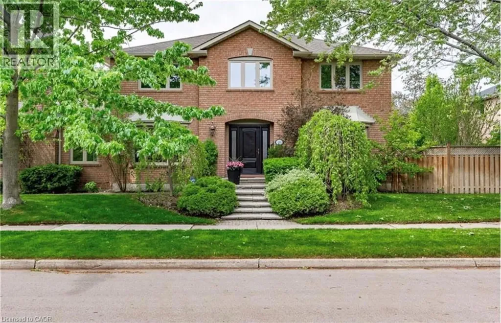 500 Blenheim Crescent Oakville ON L6J 6P7