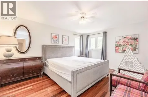 500 Blenheim Crescent Oakville ON L6J 6P7