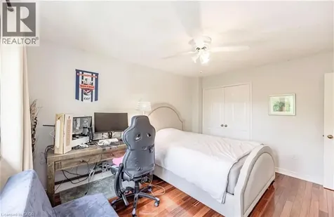 500 Blenheim Crescent Oakville ON L6J 6P7