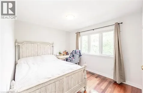 500 Blenheim Crescent Oakville ON L6J 6P7
