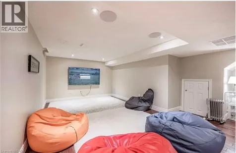 500 Blenheim Crescent Oakville ON L6J 6P7