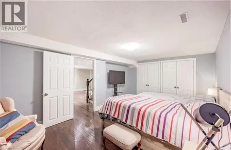 500 Blenheim Crescent Oakville ON L6J 6P7