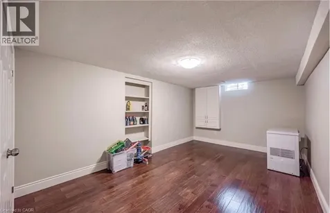 500 Blenheim Crescent Oakville ON L6J 6P7