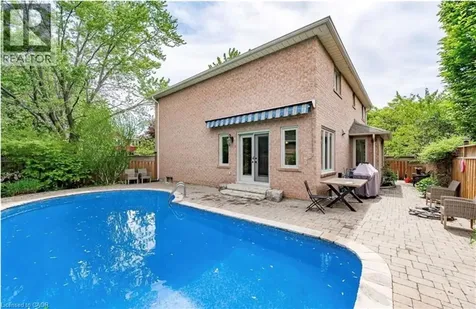 500 Blenheim Crescent Oakville ON L6J 6P7