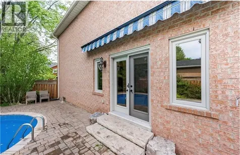 500 Blenheim Crescent Oakville ON L6J 6P7