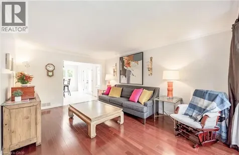 500 Blenheim Crescent Oakville ON L6J 6P7