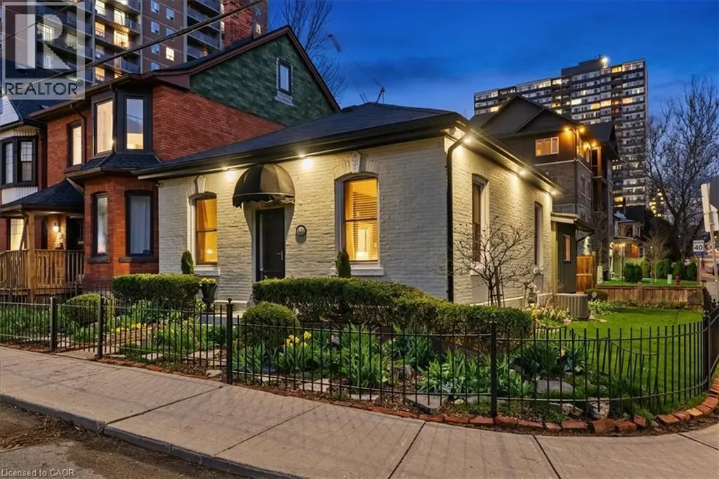 139 Queen Street South Hamilton ON L8P 3S3