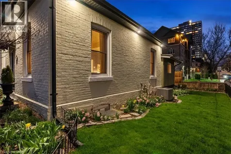 139 Queen Street South Hamilton ON L8P 3S3