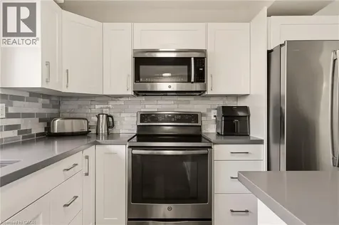 23 Watsons Lane Dundas ON L9H 5G9