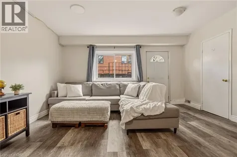 23 Watsons Lane Dundas ON L9H 5G9