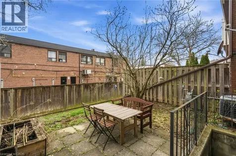 23 Watsons Lane Dundas ON L9H 5G9