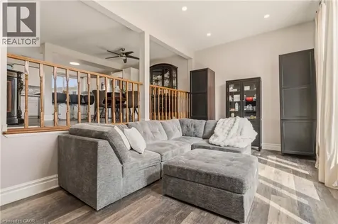 23 Watsons Lane Dundas ON L9H 5G9