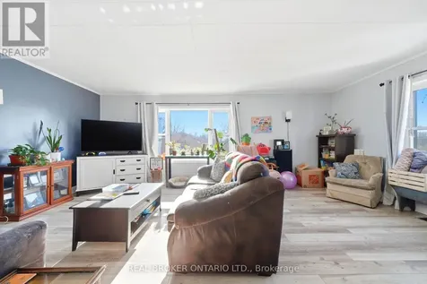 2039 Victoria Street Howick ON N0G 1X0