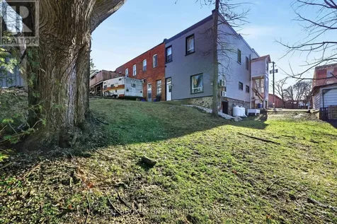 2039 Victoria Street Howick ON N0G 1X0