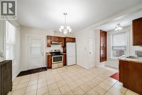 151 Curry Avenue Windsor ON N9B 2B4