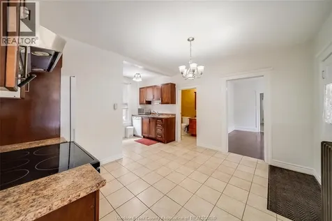 151 Curry Avenue Windsor ON N9B 2B4