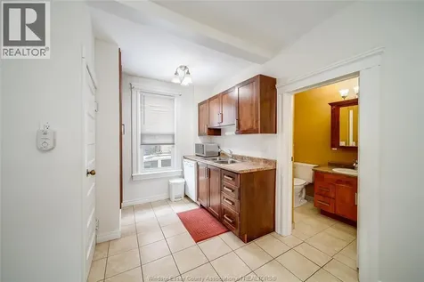 151 Curry Avenue Windsor ON N9B 2B4