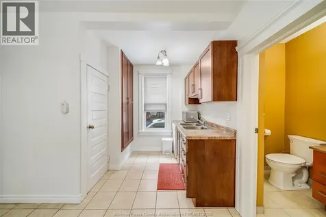 151 Curry Avenue Windsor ON N9B 2B4