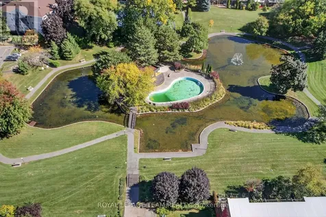 515 St Laurent Boulevard Ottawa ON K1L 3X5