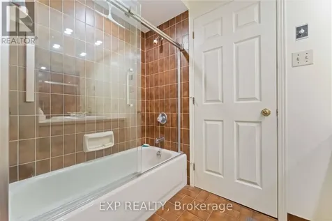 16 Evelyn Street Ottawa ON K2S 1M9