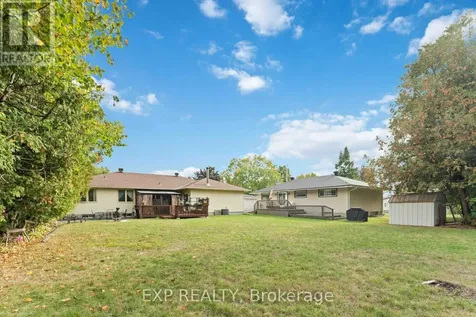 16 Evelyn Street Ottawa ON K2S 1M9