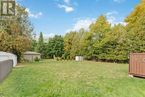 16 Evelyn Street Ottawa ON K2S 1M9
