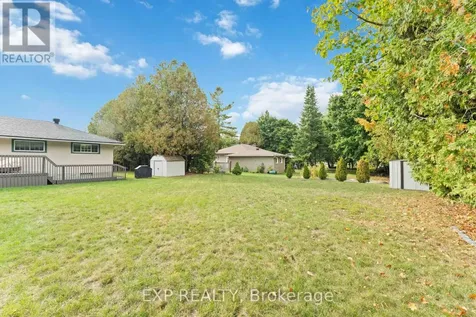 16 Evelyn Street Ottawa ON K2S 1M9