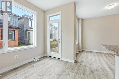 418 Les Emmerson Drive Ottawa ON K2J 4J4